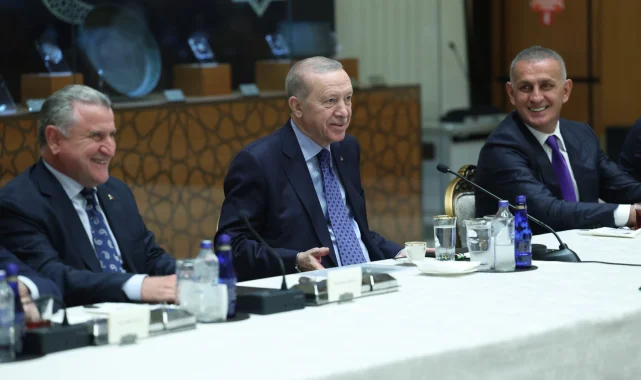 Cumhurbaşkanı Erdoğan'dan Süper Lig'e yükselen takımlara tebrik