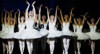 Denizli Opera ve Bale Günleri'nde "Kuğu Gölü" büyüsü