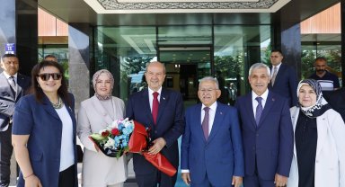 Ersin Tatar'dan Başkan Büyükkılıç'a hizmet övgüsü
