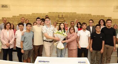 Gaziantep'te YKS ve LGS dereceli öğrenciler Başkan Şahin ile buluştu