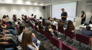 Gençler Denizli Büyükşehir ile dünyaya açıldı