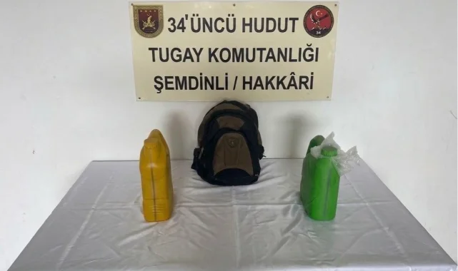 Hakkâri hudut hattında 8 kilo uyuşturucu ele geçirildi