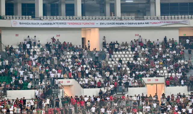 İki bakanlıktan Süper Lig maçında kardeşlik mesajı