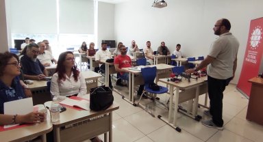 İletişim Başkanlığı'ndan basın mensuplarına İHA-1 ticari pilot eğitimi