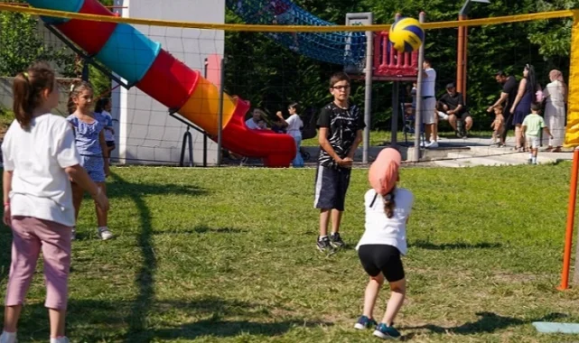 İstanbul Beylikdüzü'nde tatil coşkusu şenliğe dönüştü