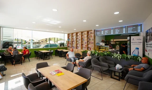 İstanbul Maltepe'de Emekli Dayanışma Evi ilgi görüyor