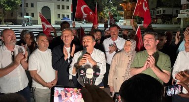 İYİ Partili Türkoğlu Bursa'da coşkuyla karşılandı