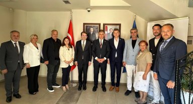 İzmir ile Kosova arasındaki iletişim güçleniyor