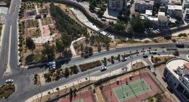 İzmir Karşıyaka'da 10 dakikalık yol 1 dakikaya inecek