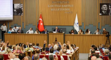 İzmir'de yatırımlar hız kesmiyor