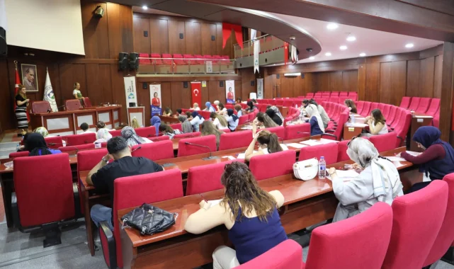 İzmit Belediyesi'nin öğretmen sınavına adaylardan övgü