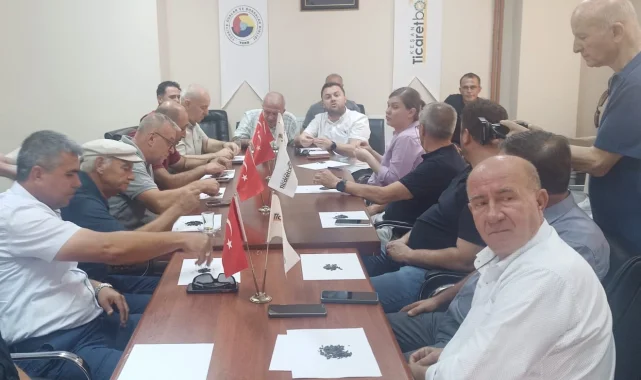 Keşan'da 2026'nın ilk ayçiçeği 42,50 TL'den satıldı