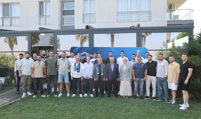 Kocaeli Gebze'de voleybol takımı yeni sezona hazırlanıyor
