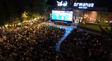 Kocaeli'de gece sineması büyük ilgi görüyor