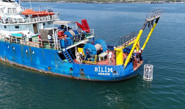 Kocaeli'de İzmit Körfezi'nin nabzı bilimle ölçülüyor