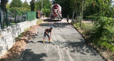 Kocaeli'de kırsal mahalleye modern yol