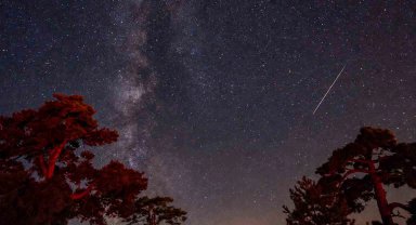 Konya Meram'da meteor yağmuru şenliğe dönüştü