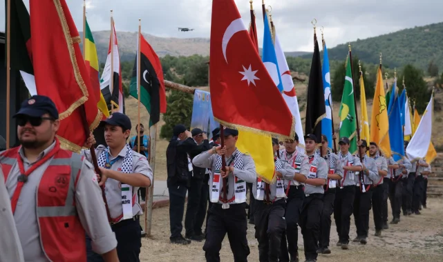 Konya'da İslam İzcileri Dostluk Kampı başladı