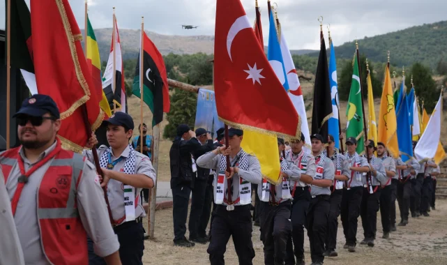 Konya'da 'İslam İzcileri Dostluk Kampı' ile ikinci buluşma