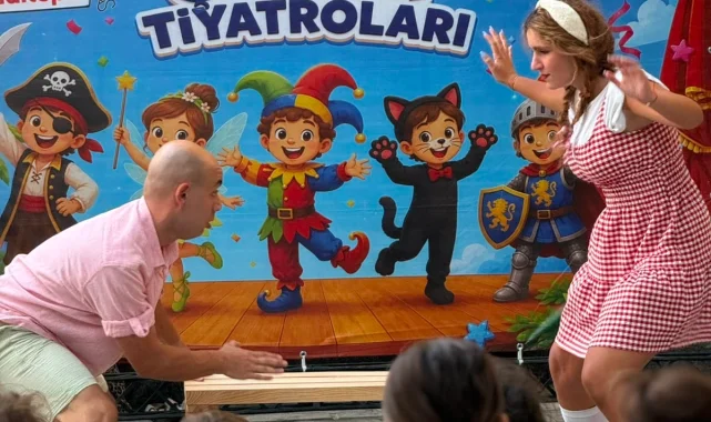 Maltepe'de yaz tiyatroları çocukları eğlendiriyor