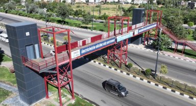 Manisa'da üst geçide asansör kolaylığı