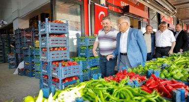 Memduh Büyükkılıç Kayseri hal esnafıyla buluştu