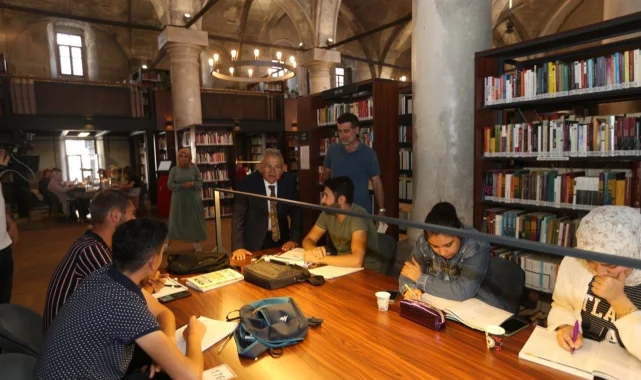 Memduh Büyükkılıç'tan 'Okuyan Kayseri' vizyonu