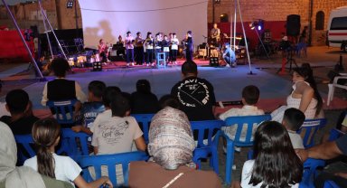 Midyat'ta çocuklar sanatla buluştu