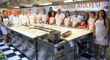 Muhtarlardan makarna yarışı