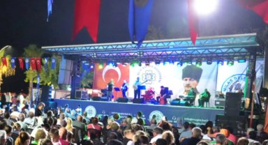 Mylasa Band Ören'de coşkulu konser verdi