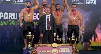 Orhan Okulu Ulugazi'nin yeni başpehlivanı oldu