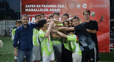 Sakarya'da Başkanlık Futbol Kupası'nda şampiyon Göktepe oldu