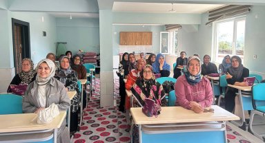 Sakarya'da "Kadın Kadına" buluşmalar Akyazı'da sürdü