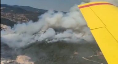 Sındırgı'da orman yangını! 6 uçak ve 6 helikopter havada