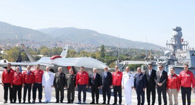 TEKNOFEST Mavi Vatan başladı... Bayraktar: Mavi Vatan'ın tek bir damlasından vazgeçmeyiz
