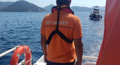 Tersane Adası açıklarında tekne arızası