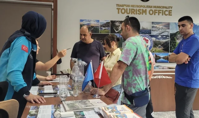 Trabzon'da turizm ofisleri turistlerin rehberi oluyor