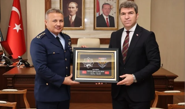 Tuğgeneralliğe terfi etmişti... Türkiye'nin ilk astronotu Amasya'da görevine başladı