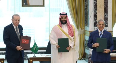 Türkiye, Suudi Arabistan ve Pakistan arasında ortak savunma anlaşması imzalandı
