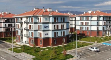 Türkiye'de konut satışı düştü, Ağrı'da yükseldi