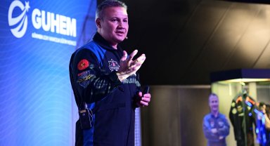 Türkiye'nin ilk astronotu Alper Gezeravcı Tuğgeneral oldu