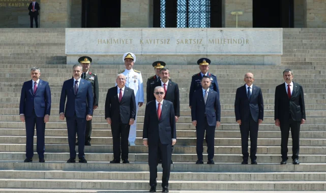 YAŞ kararları açıklandı! 25 general ve amiral terfi etti... Hava Kuvvetleri Komutanı değişti