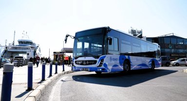Zafer Bayramı'nda İzmir'de ulaşım yüzde 50 indirimli