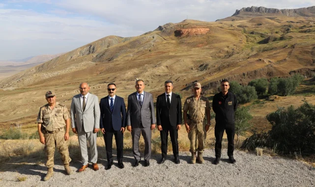Ağrı Valisi Bozkurt'tan Durupınar SİT Alanı'na inceleme
