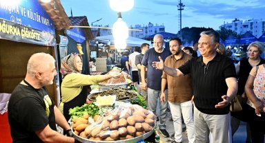 Antalya Muratpaşa'da Yöreler 'Akdeniz Gecesi' ile başladı