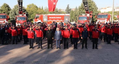 Balıkesir'de kahraman itfaiyecilere anlamlı jest
