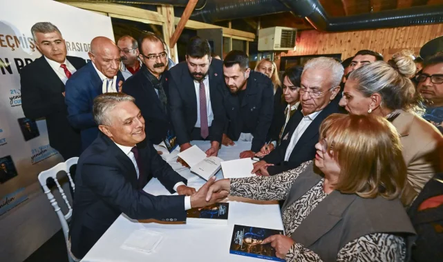 Başkan Uysal'ın Ankara Kitap Buluşması'na yoğun ilgi