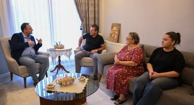 Bornova'da Başkan Eşki'den vefa ziyareti