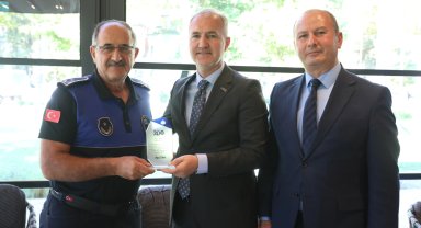 Bursa İnegöl'de Başkan Taban zabıta personeliyle buluştu