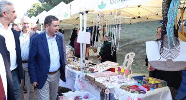 Bursa Osmangazi'de üreten kadınlar ürünlerini sergiledi
